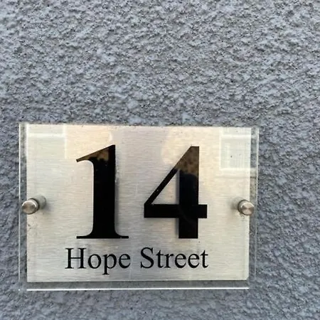 Hope Street 4* Filey